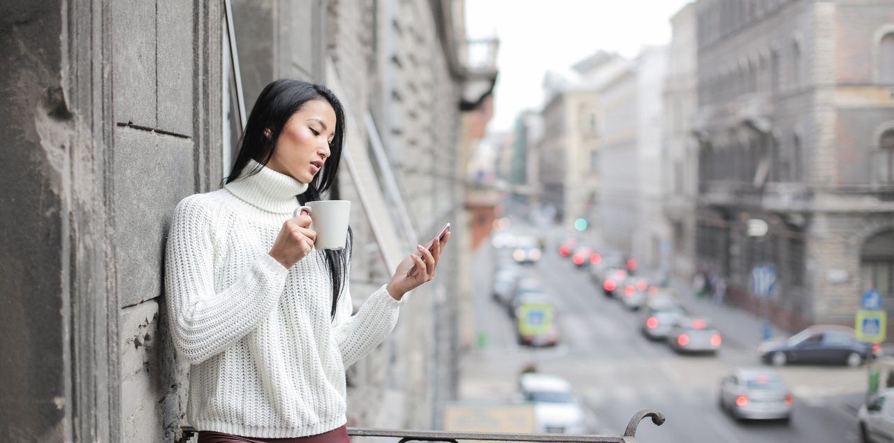 Using eSIMs to Get Inexpensive Cellular Service When Traveling